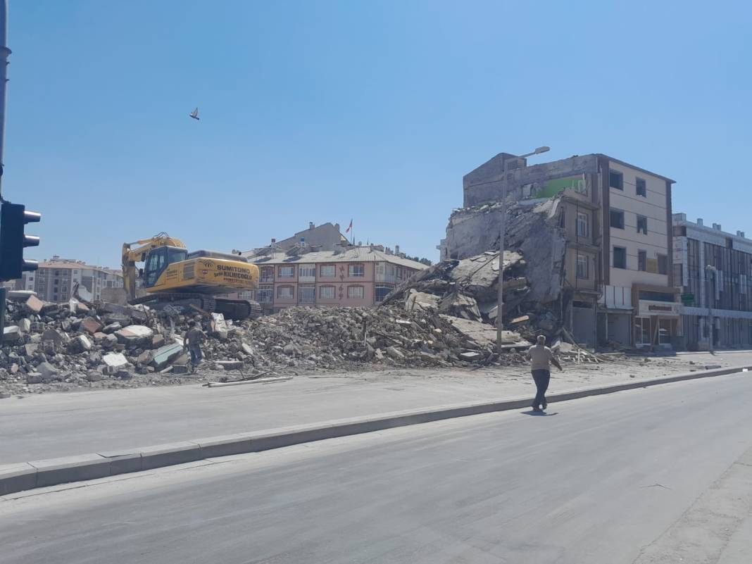 Konya’da kentsel dönüşüm alanında insana ait 3 kafatası bulundu 1